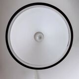 Grand plafonnier vintage en verre de Murano blanc avec bord noir et support en acier inoxydable – lampe suspendue italienne des années 1970