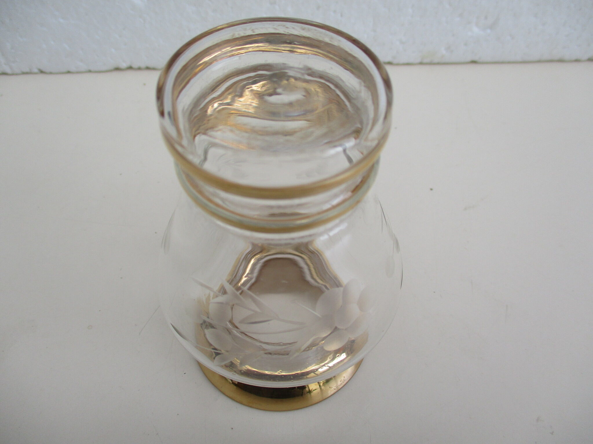 Art deco vase, engraved glass