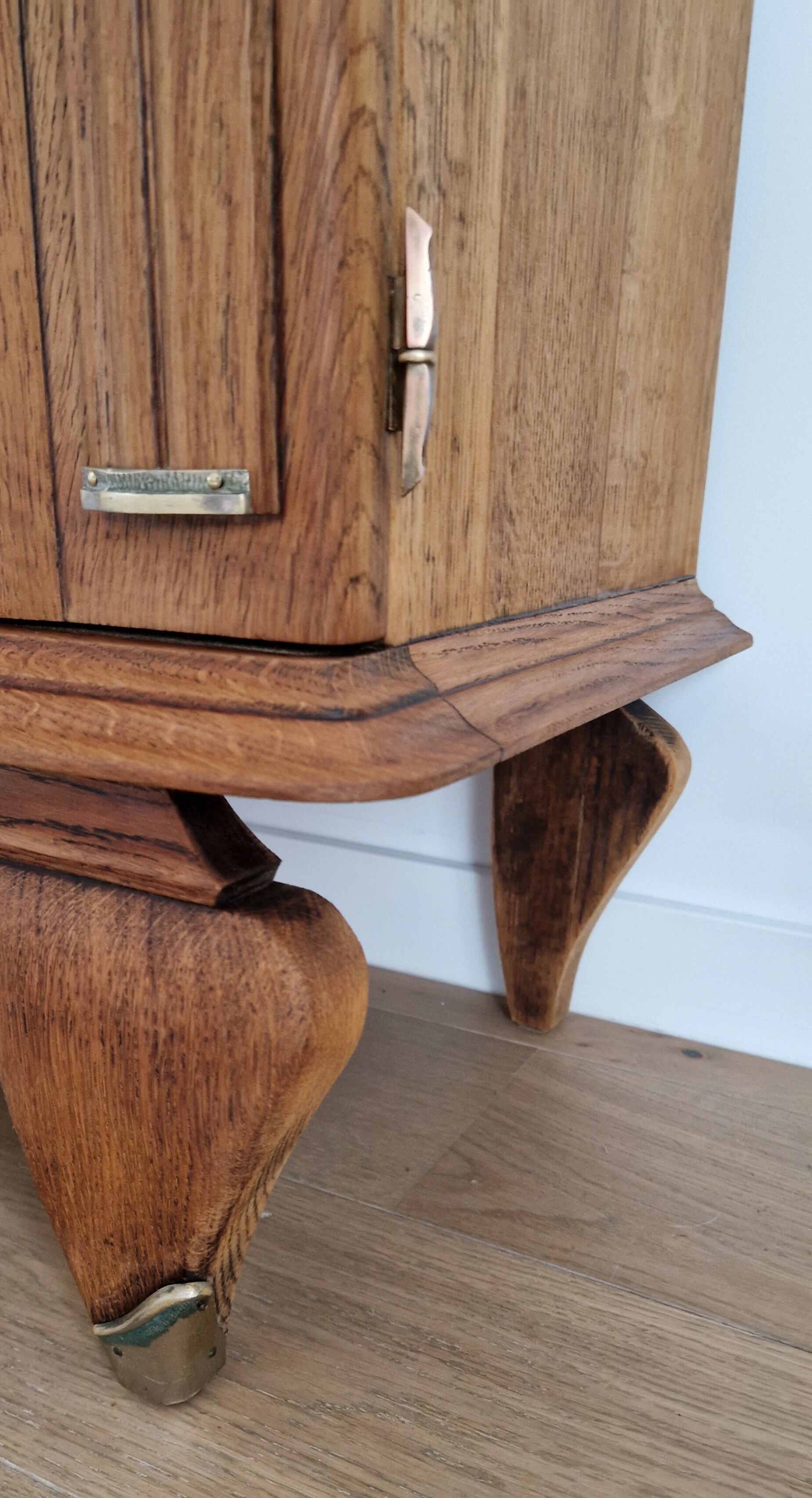 Oak bar furniture art deco style