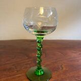 Alsace Bas-Rhin wine glass with turned and chiseled glass base
