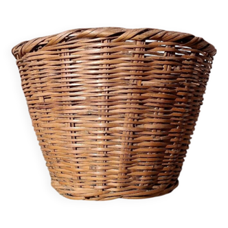 Wicker basket