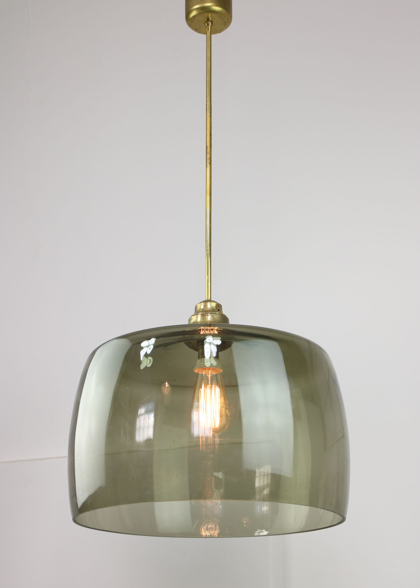 Green italian mid-century glass & brass ceiling lamp
