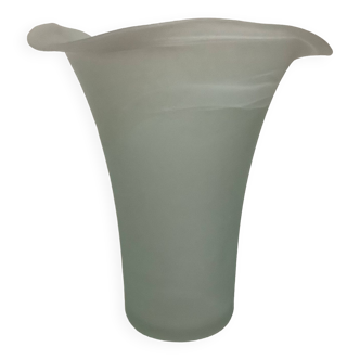 Glass paste vase