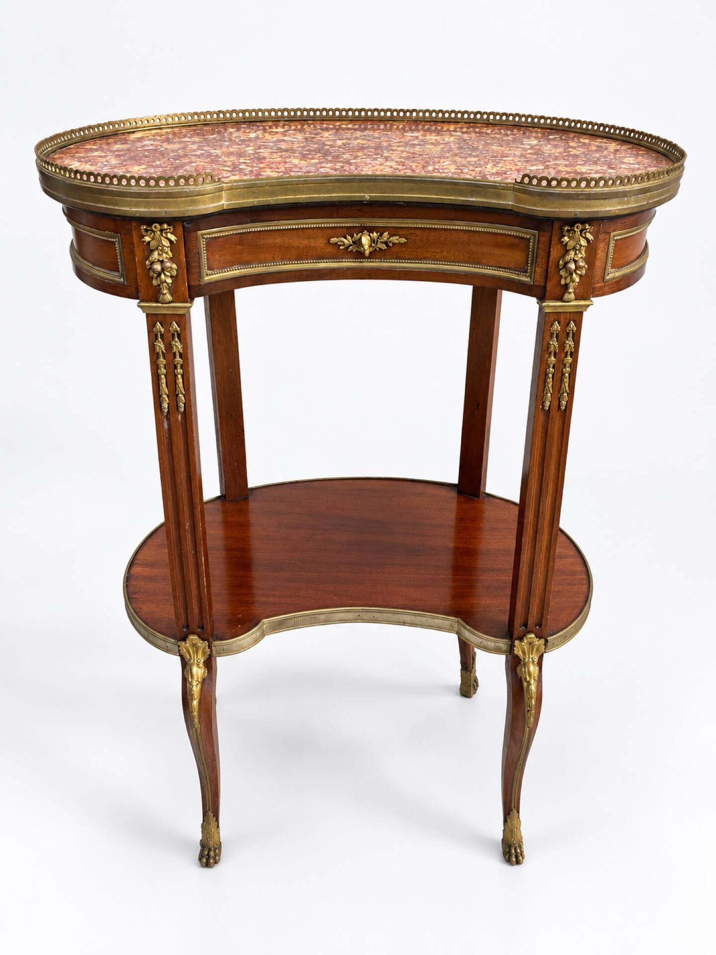 Kidney table in mahogany, brocatelle marble, Louis XV Transition, 19th century.