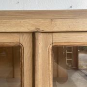 Armoire vitrée