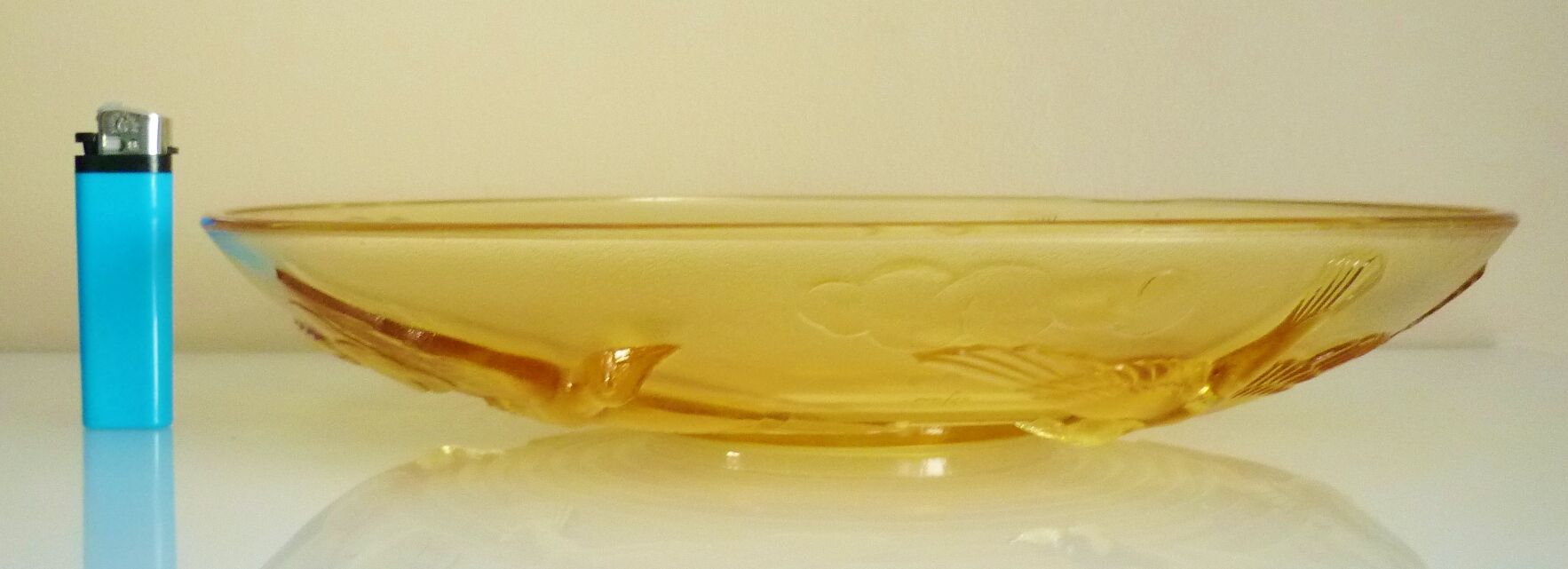 Cup, art deco centerpiece, 1930, pressed glass, molded, signed A.Miguel, albatross