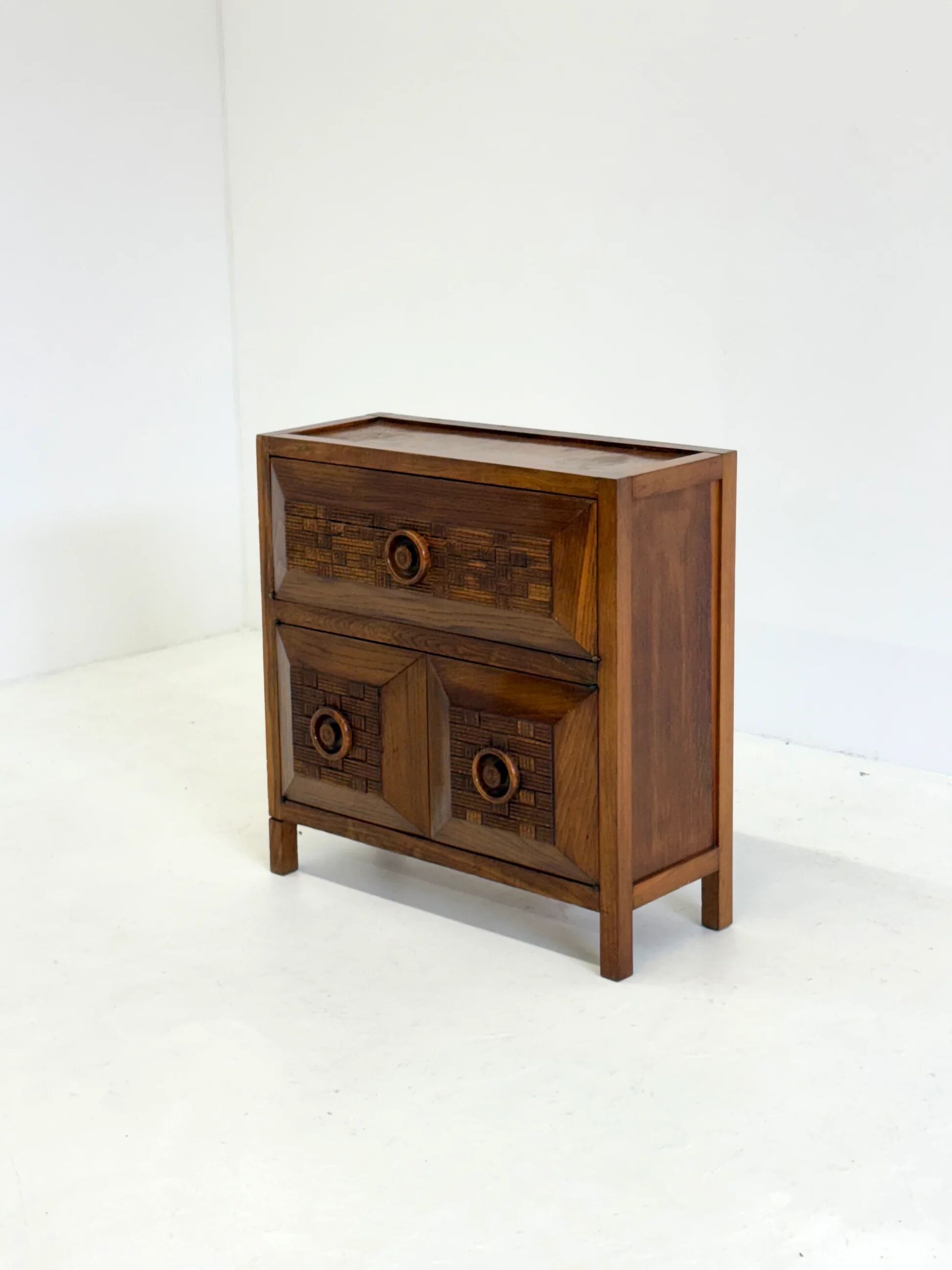 Italian Art Deco cabinet by Guglielmo Pecorini