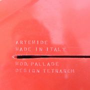 Lampe Artemide Pallade rouge, années 70