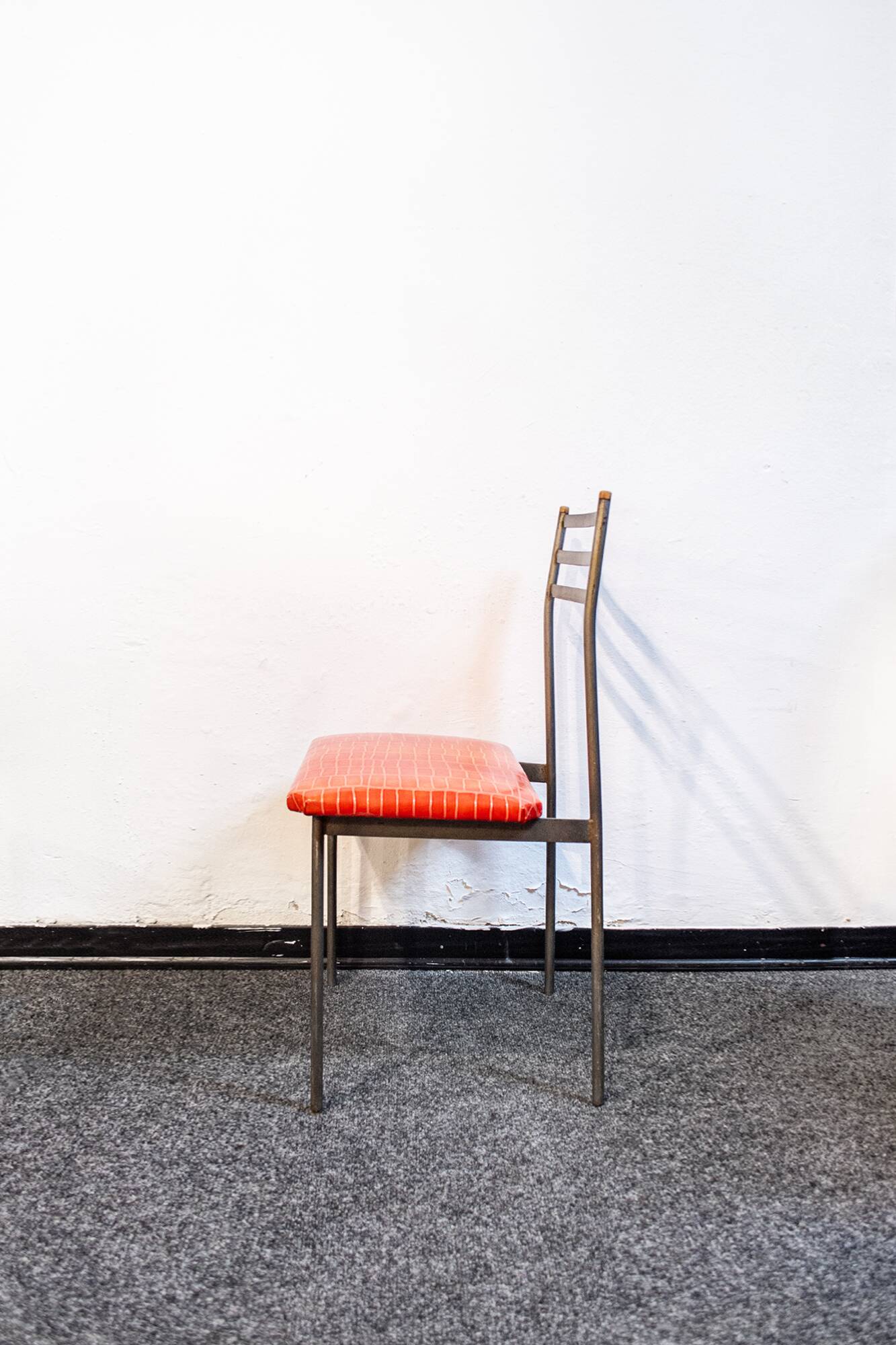 Iron and leather chairs Italy 1960s