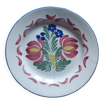 Eastern earthenware plate