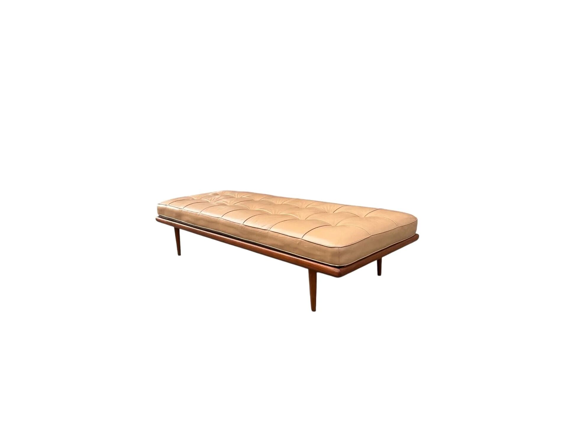 Leather daybed by Peter Hvidt for France & Son