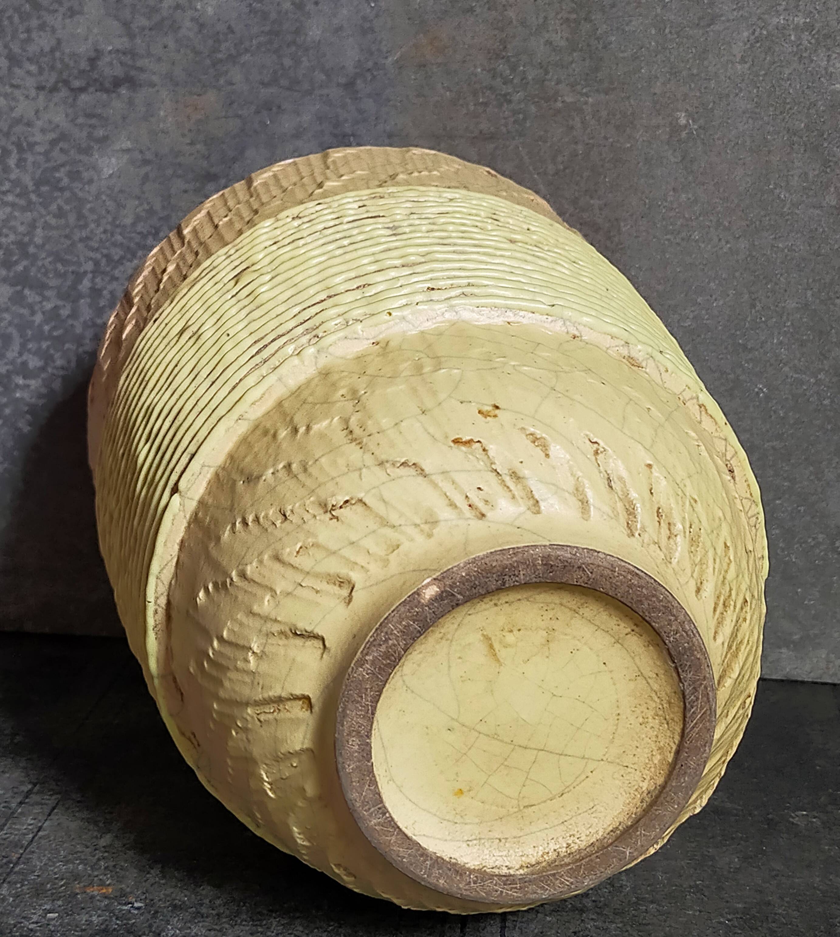 French Art-Deco ceramic vase cracked vanilla