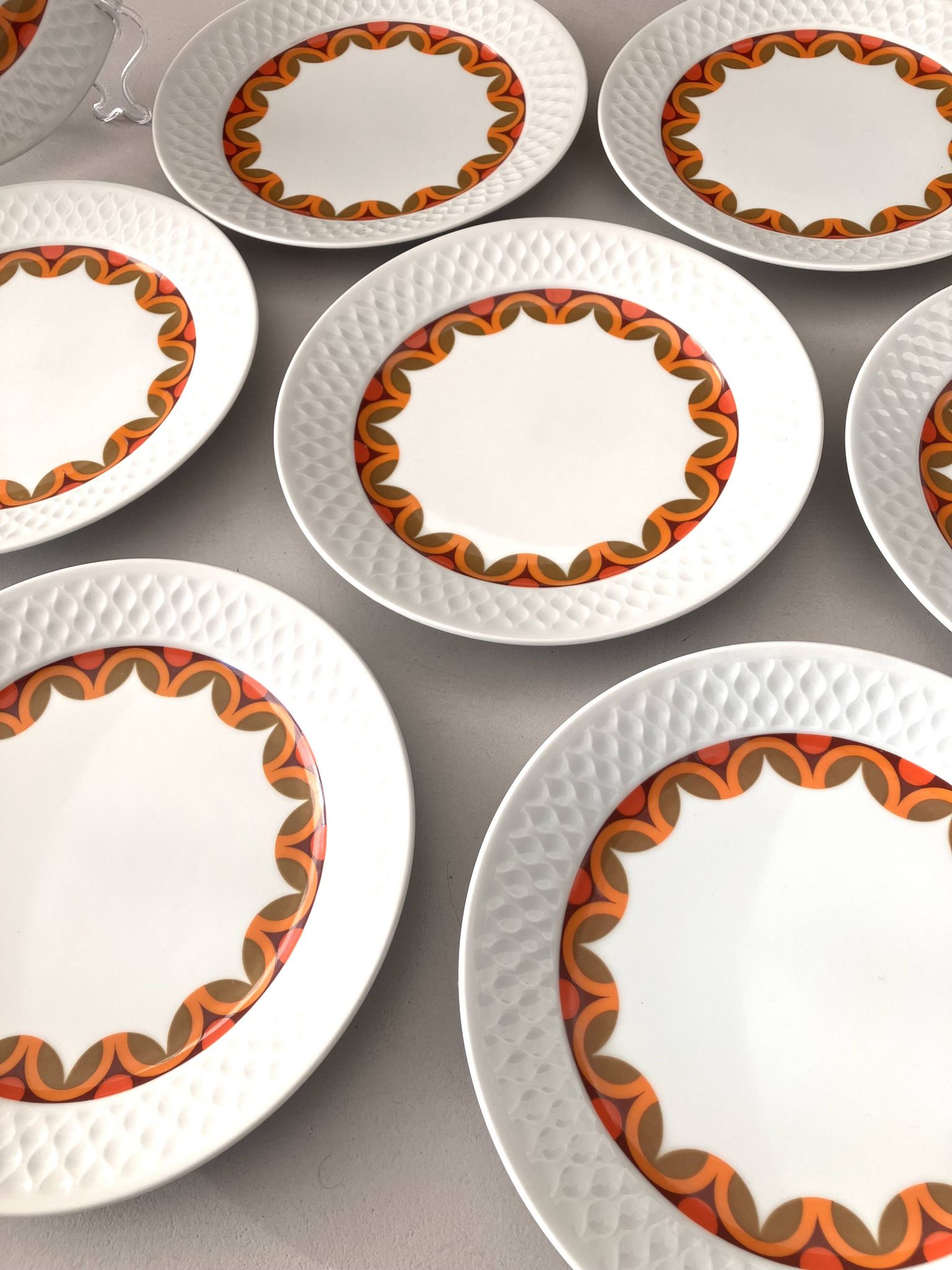 11 dessert plates in porcelain Space Age Schirnding Bavaria