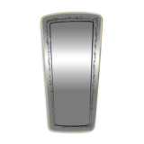 Rearview mirror and screen-printed with gold outline and black edging