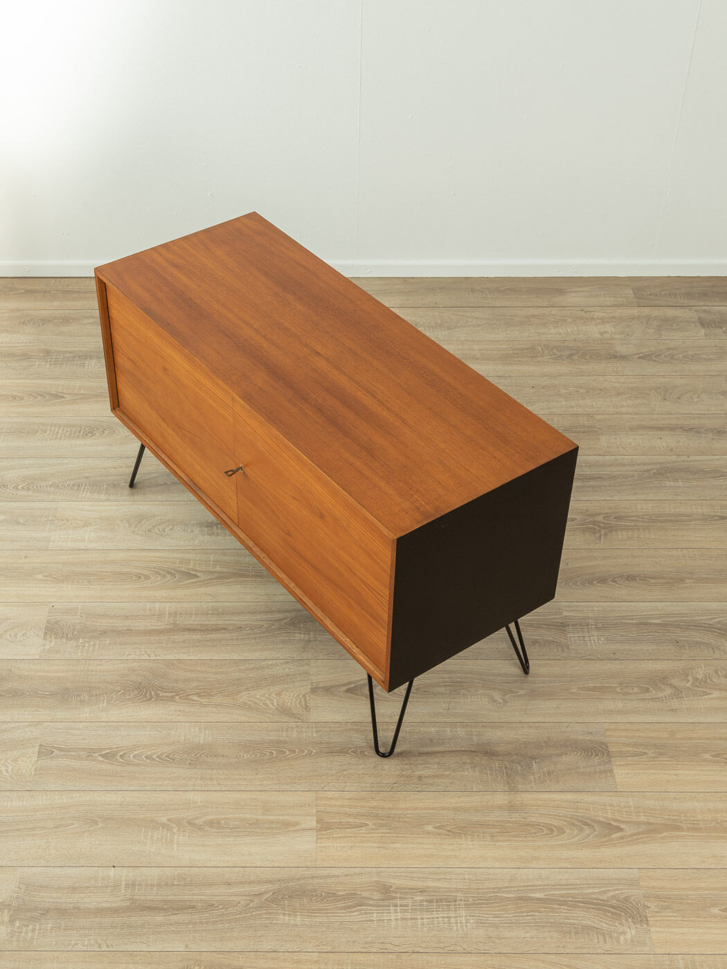 1950s dresser