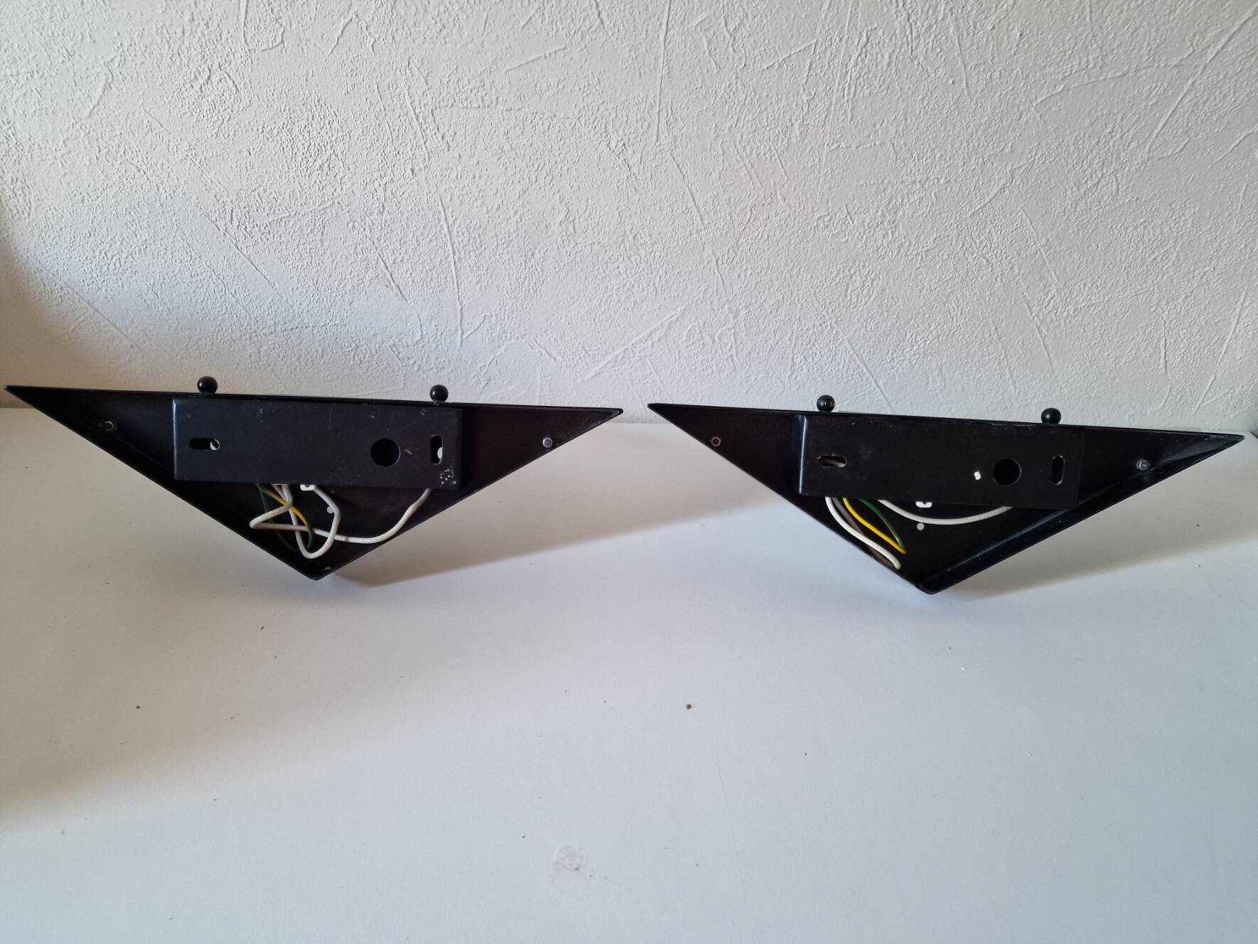 Pair of Italian design wall sconces in glass, art deco style.