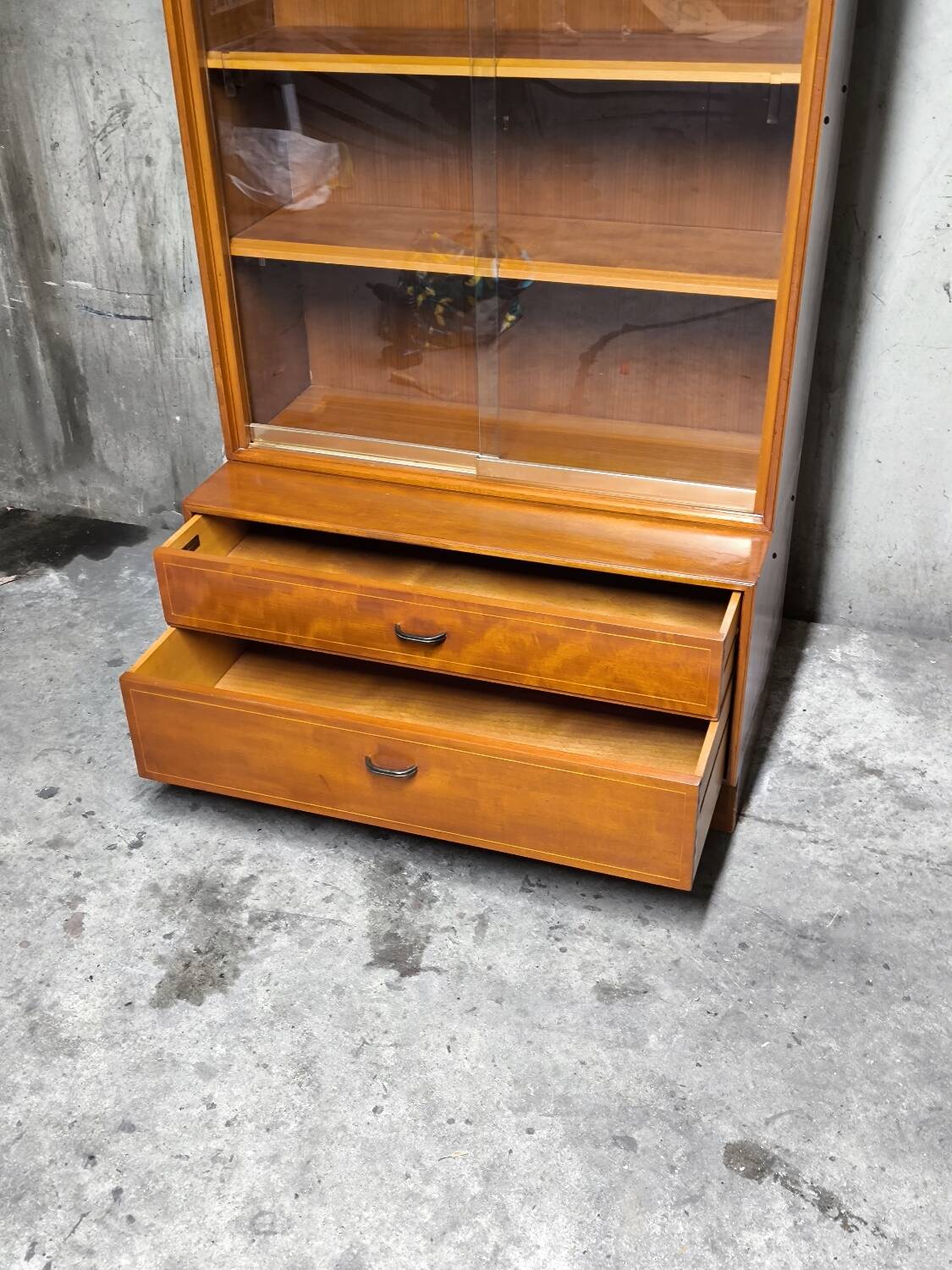 Vintage 1970s Scandinavian bookshelf