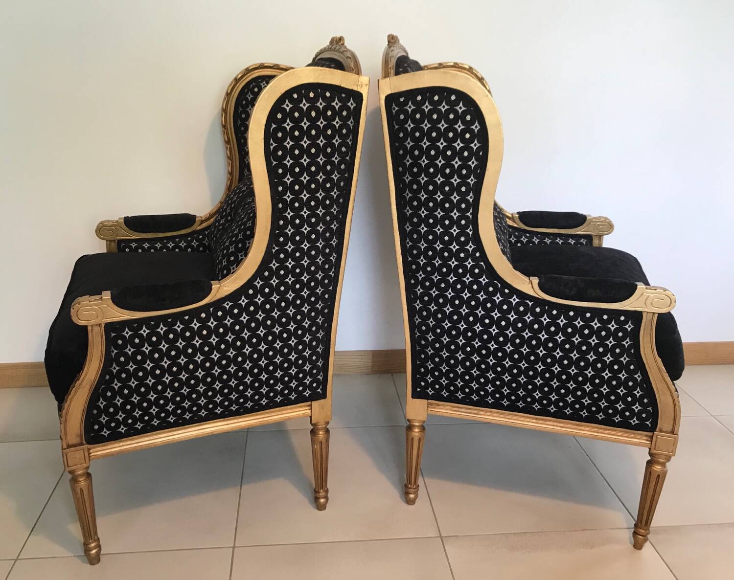 Fully restored old shepherdess armchairs