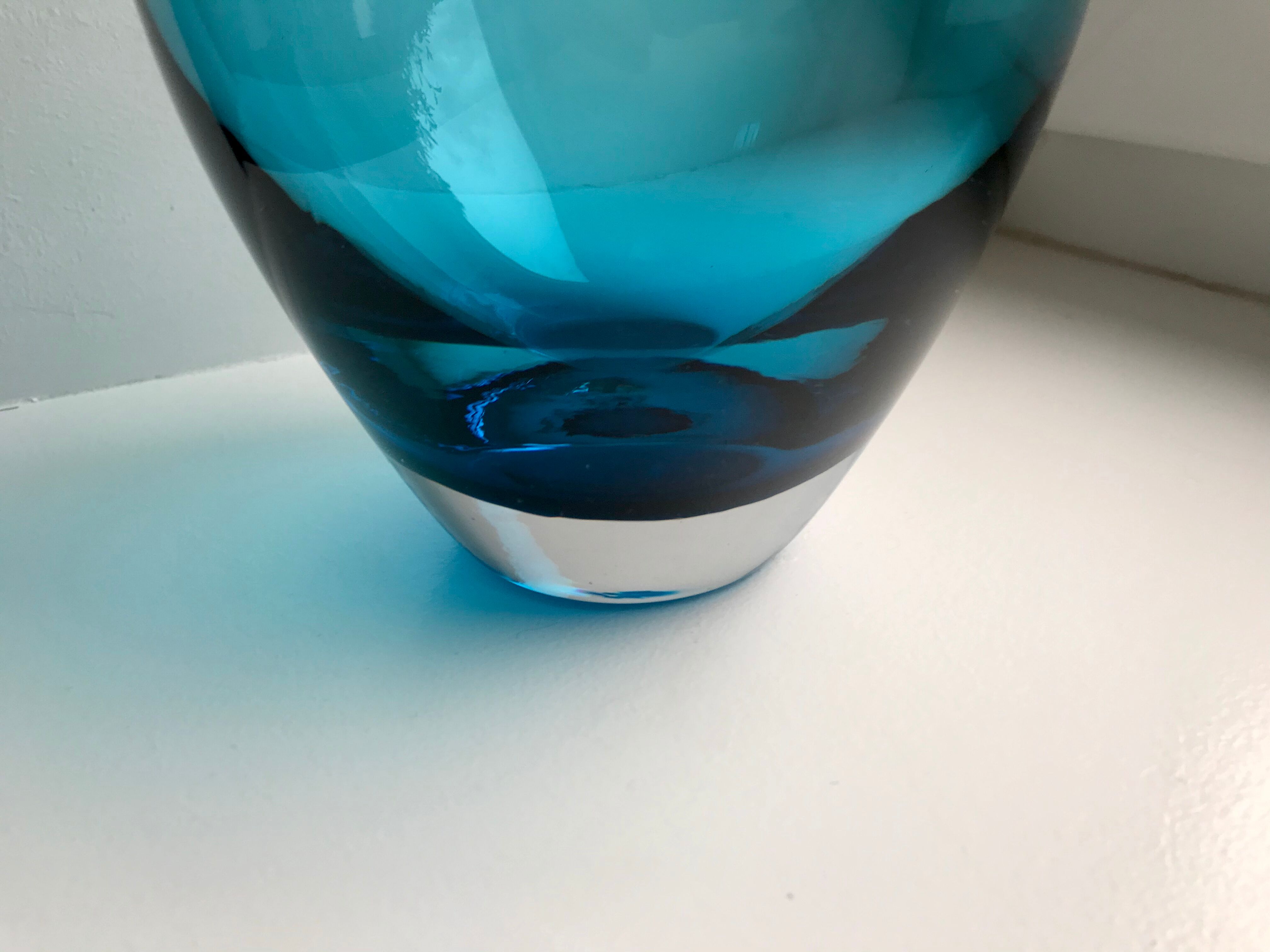 Soliflore / Italian decanter turquoise blue 70s