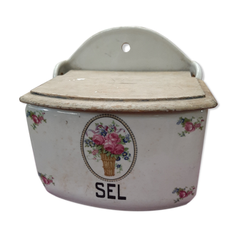 Salt box