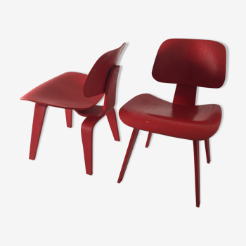 Pair of DCW chairs by Charles & Ray Eames for Herman Miller