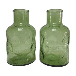 Deux vases verre moulé texturé