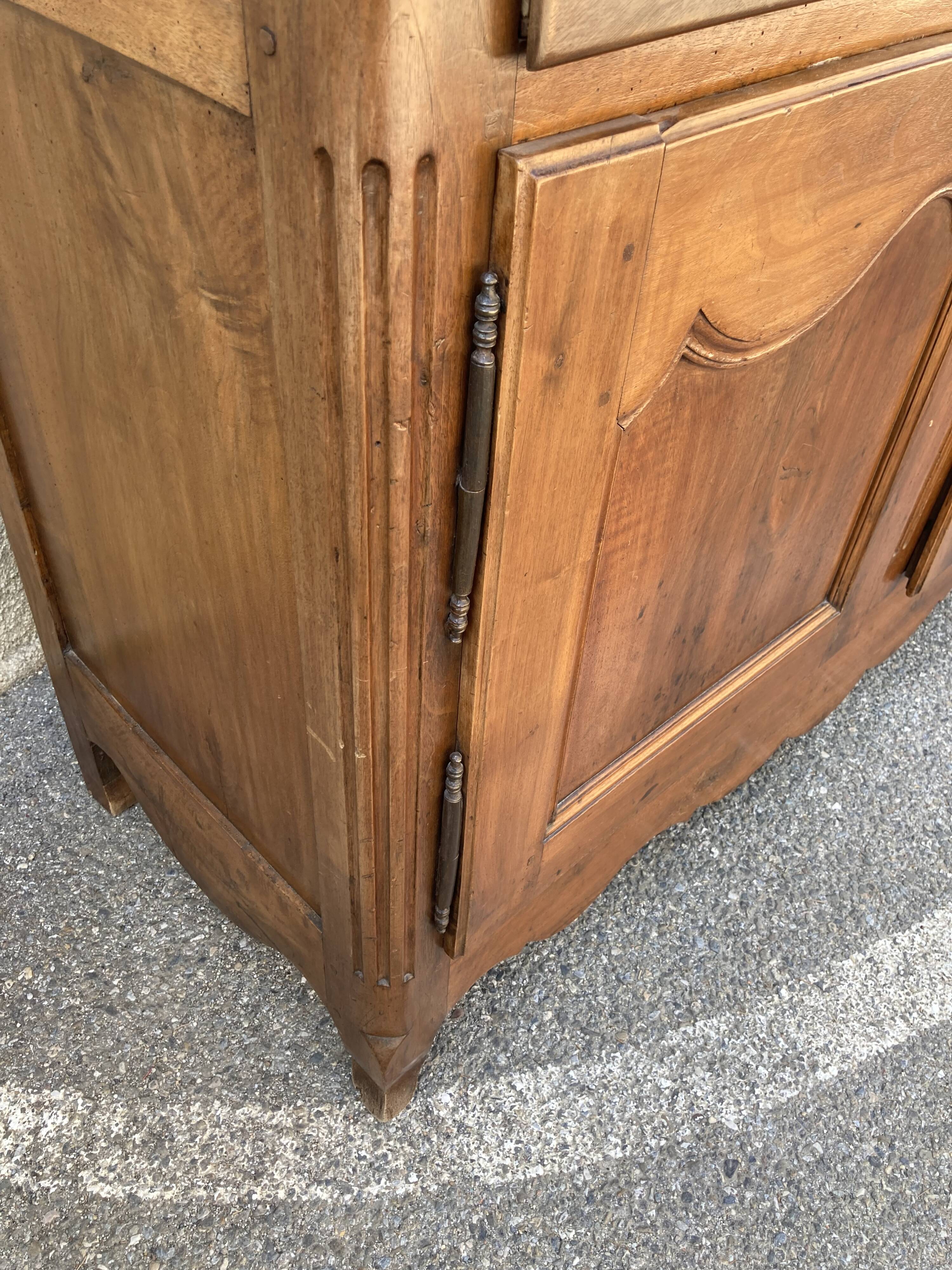 Buffet style Louis XV