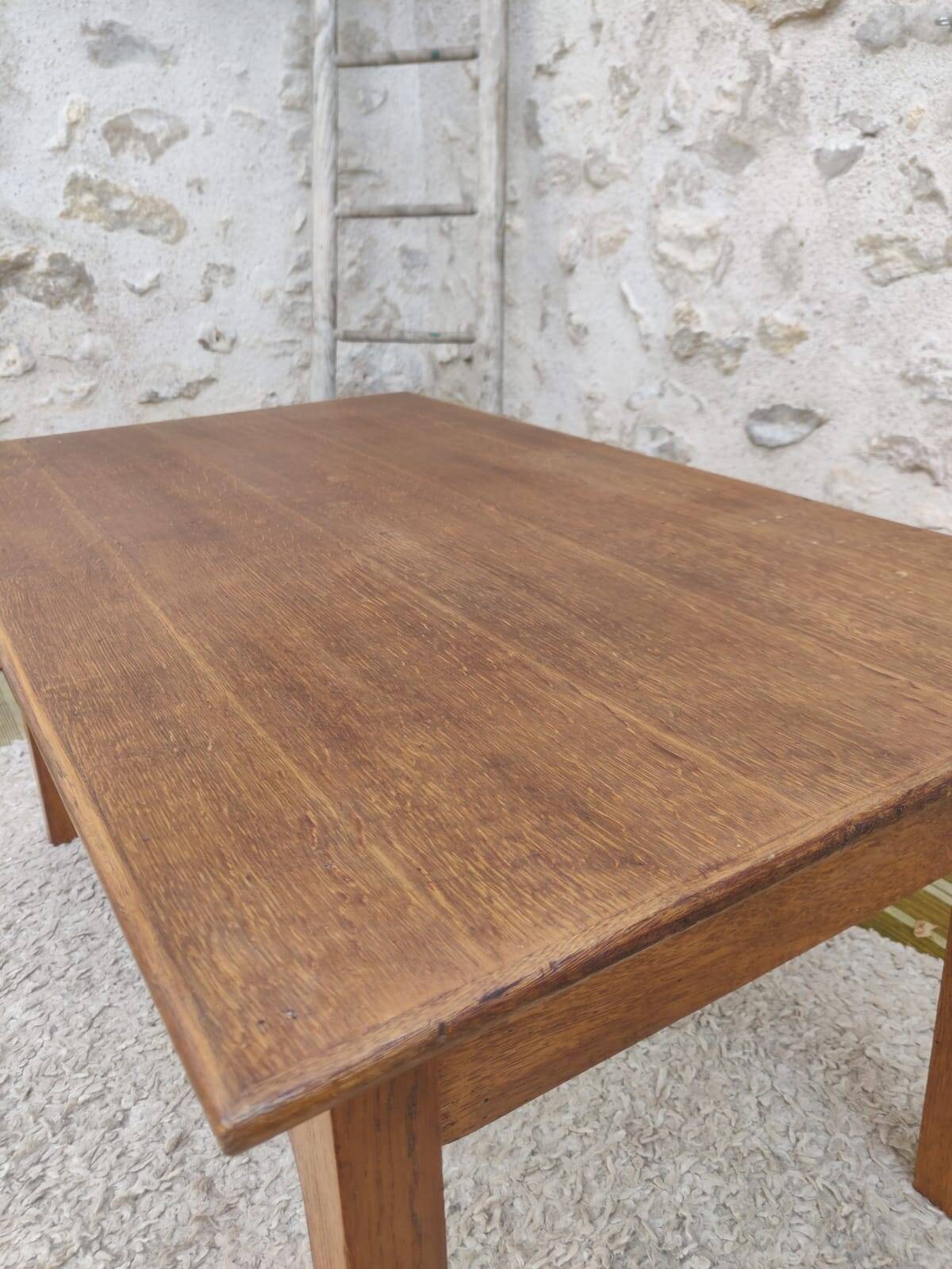 Coffee table with drawer