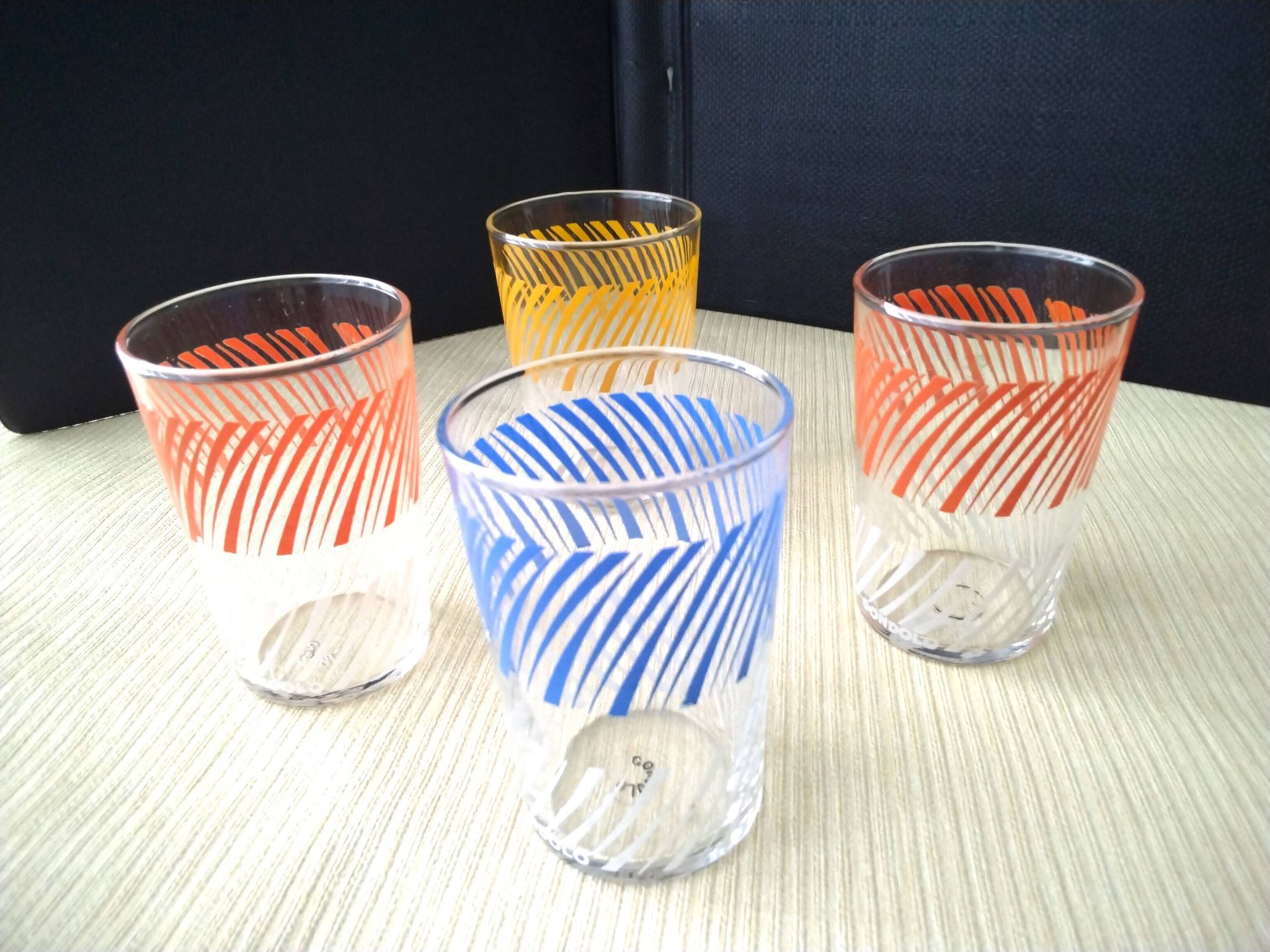 4 vintage screen-printed Gondolo glasses