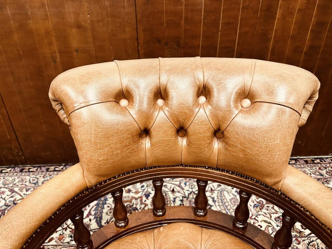 Ensemble de chaises de bureau Chesterfield English Captain Chairs marron