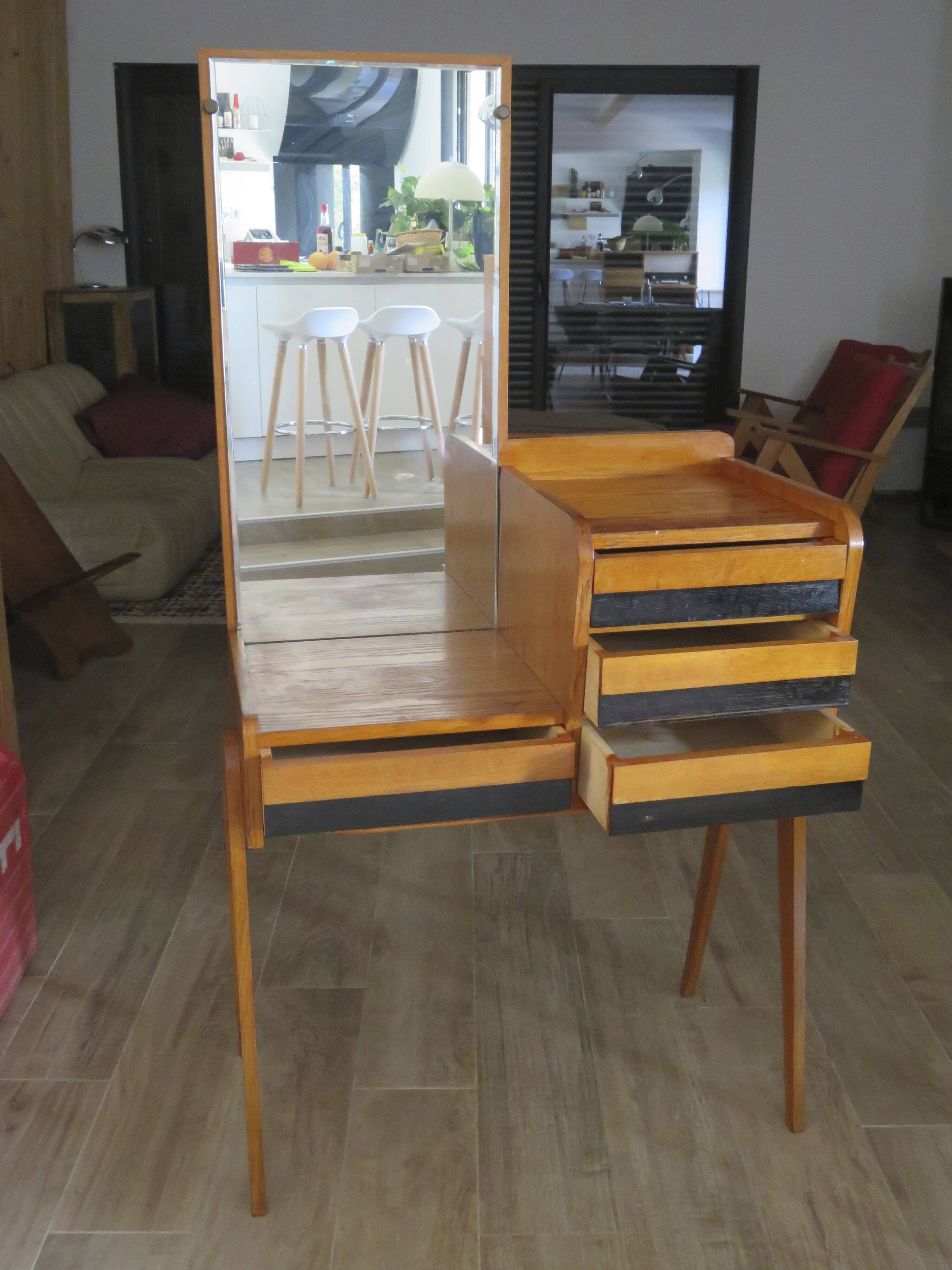 Vintage dressing table