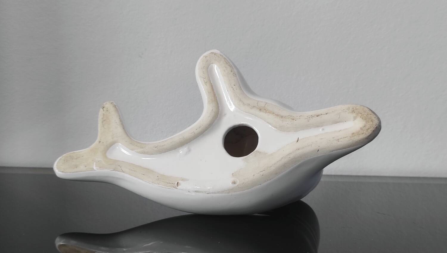 Ceramic glazed "blanchon" seal statuette from Alcobaça – Portugal