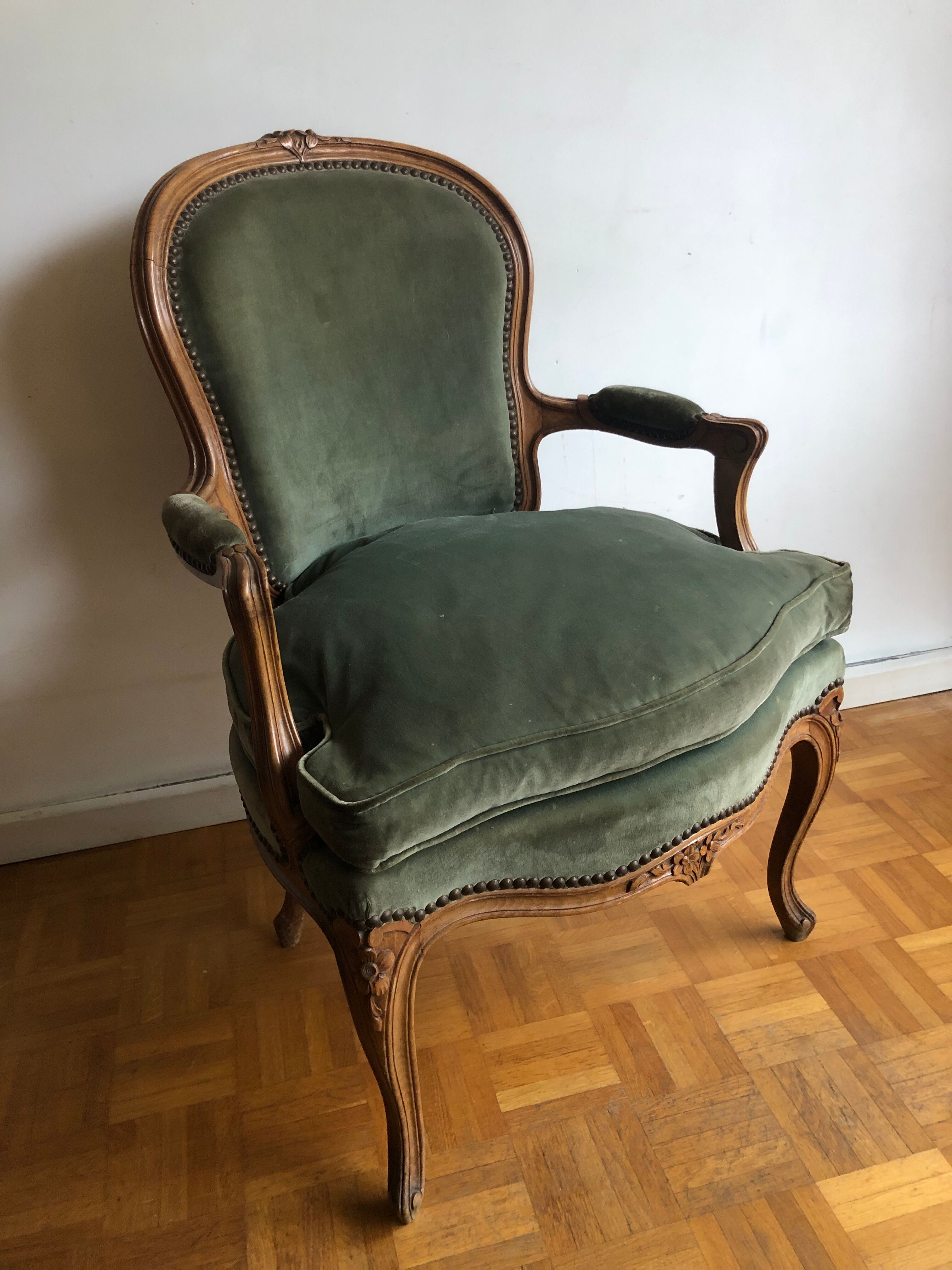 Green shepherdess armchair Louis XV style