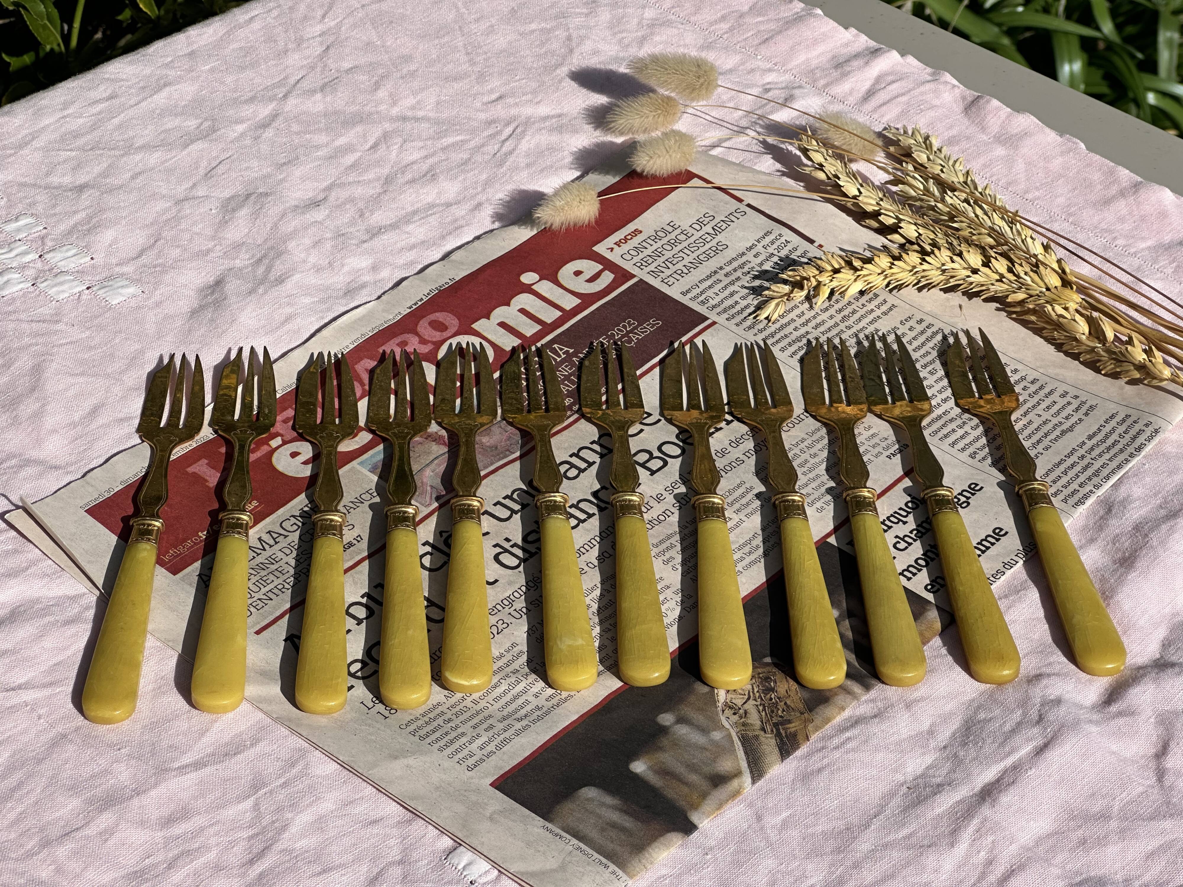 Set of 12 Dessert Cutlery - 1930s - Vintage Dessert Forks