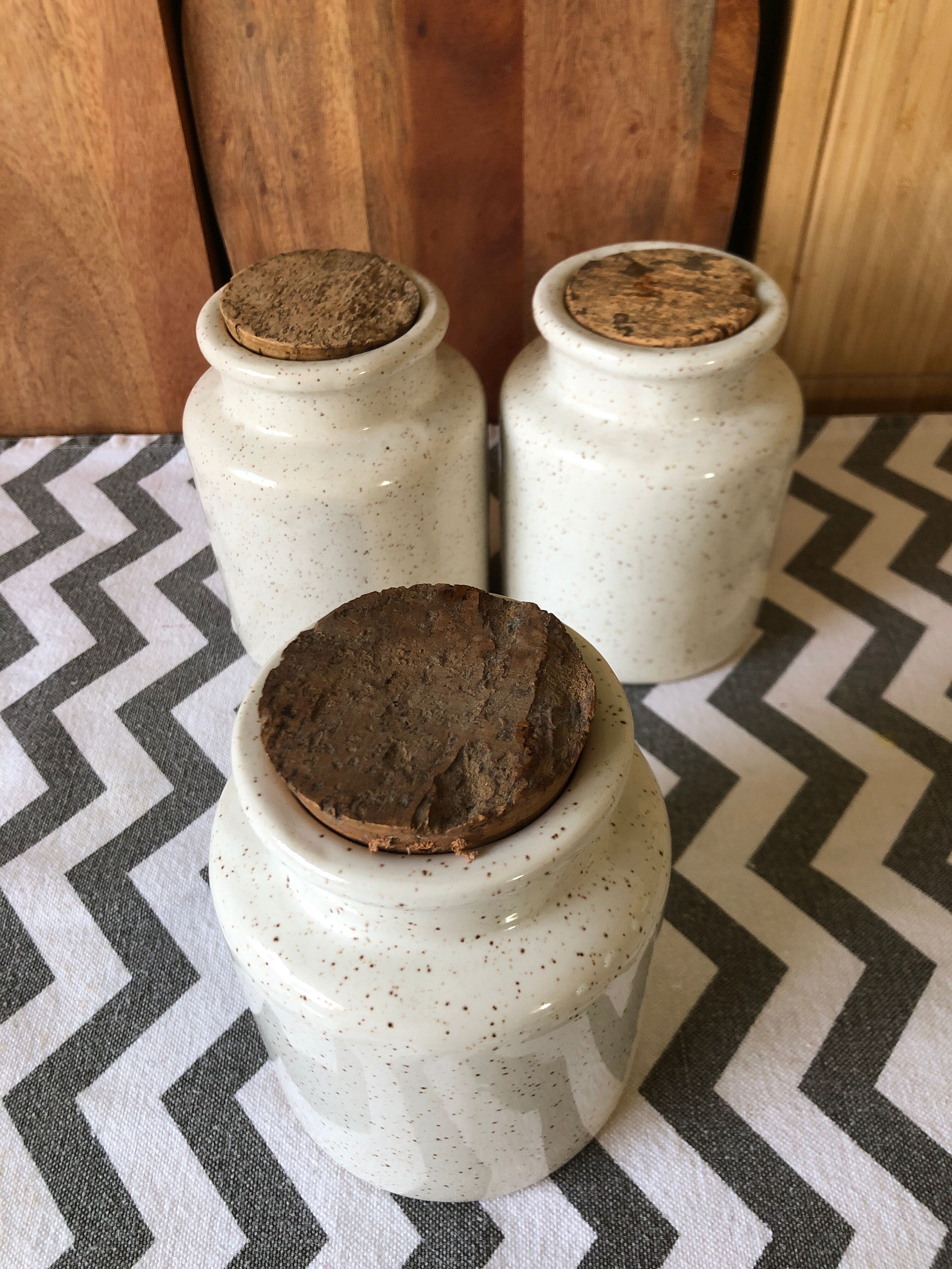 Pots with lid