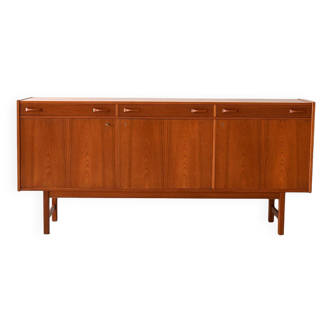 Buffet scandinave des années 1950