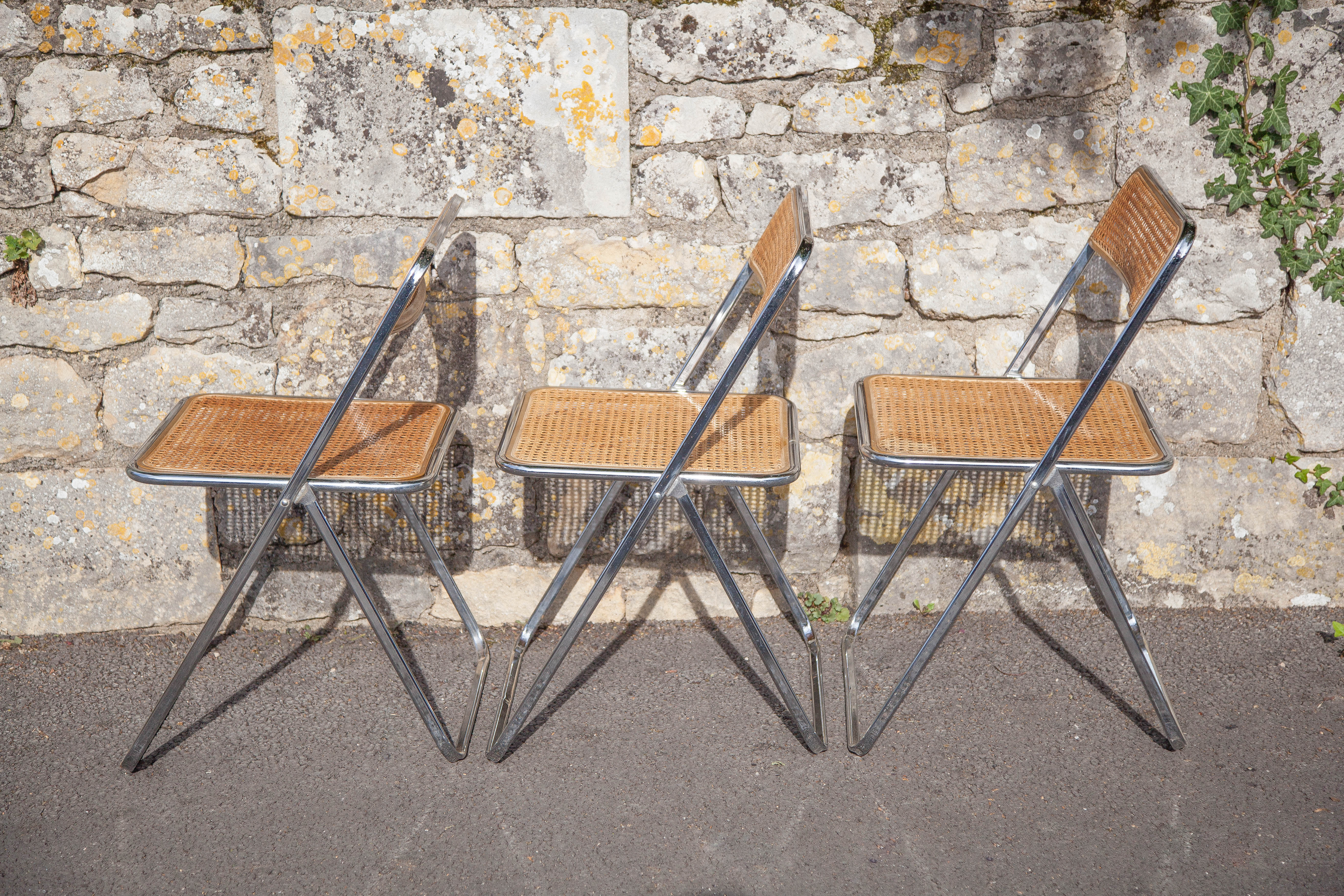 Set of 3 folding chairs in rattan and chromed metal, vintage chair, design, 60's