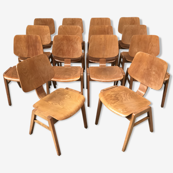 Série de 60 chaises moderniste pieds compas
