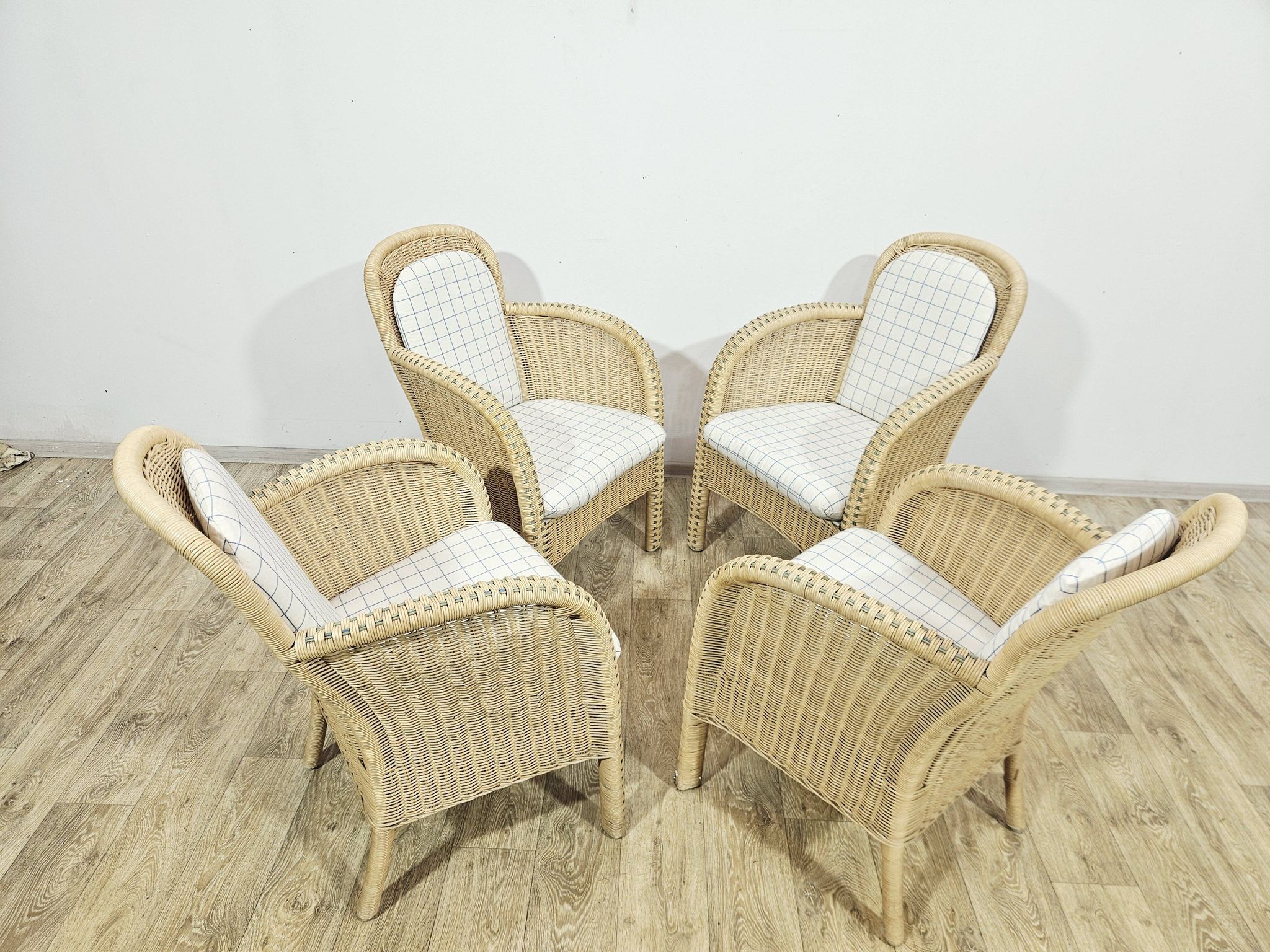 Set of 4 wicker armchairs / Domicil Möbel / Germany/ 1990s.