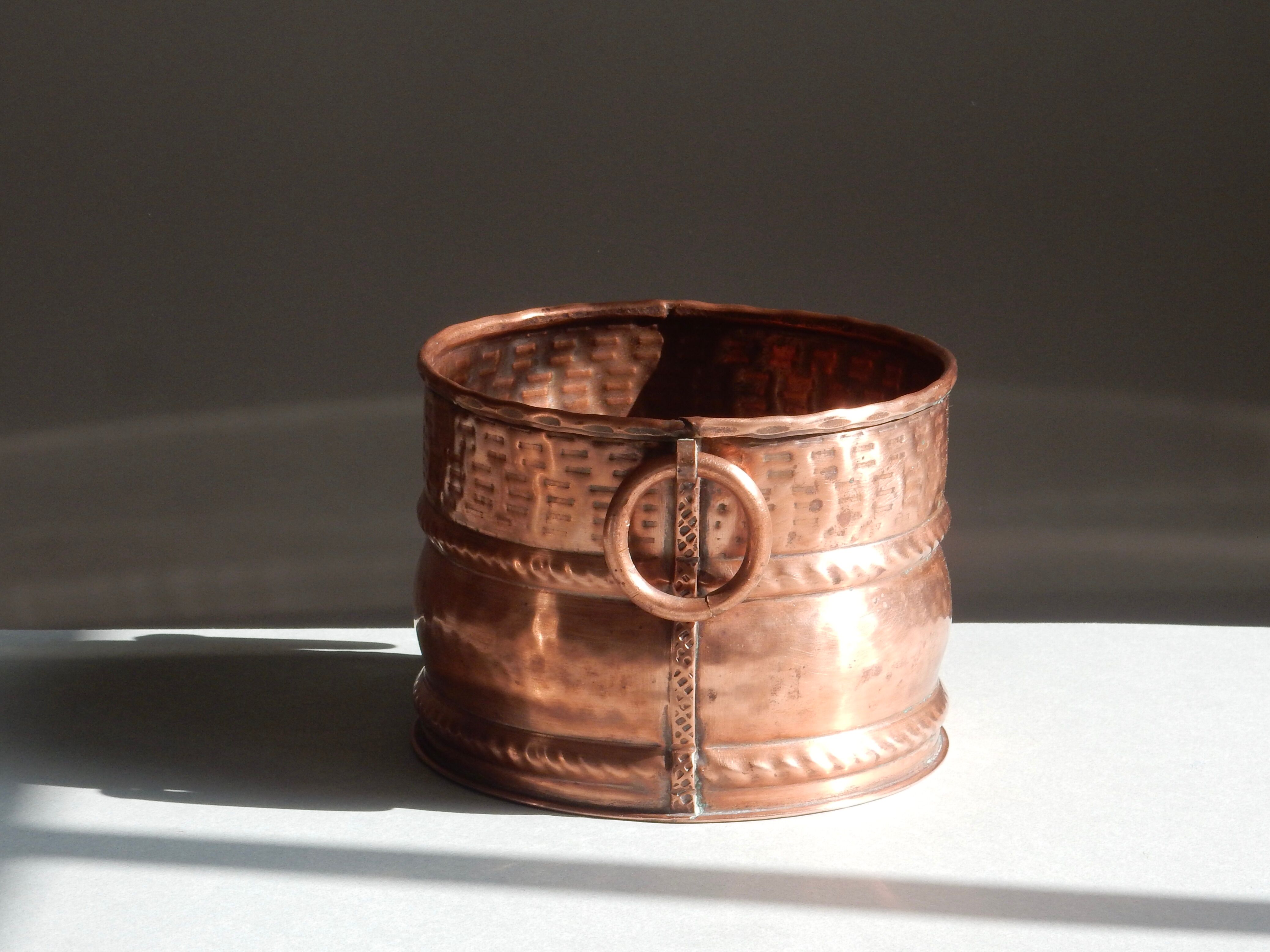 Cache-pot en cuivre rose France