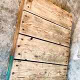 Palette table