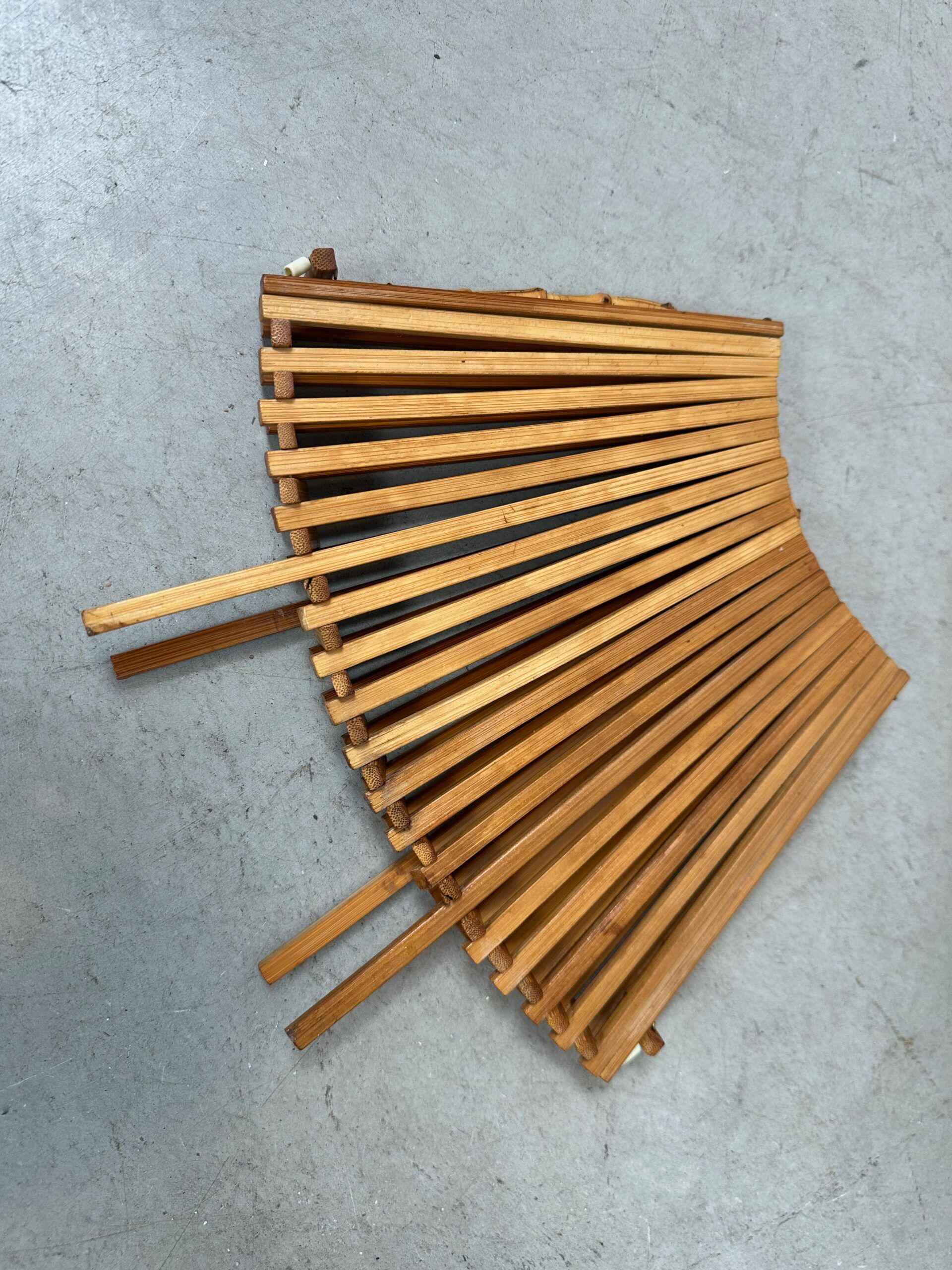 Vintage foldable fruit bowl – bamboo