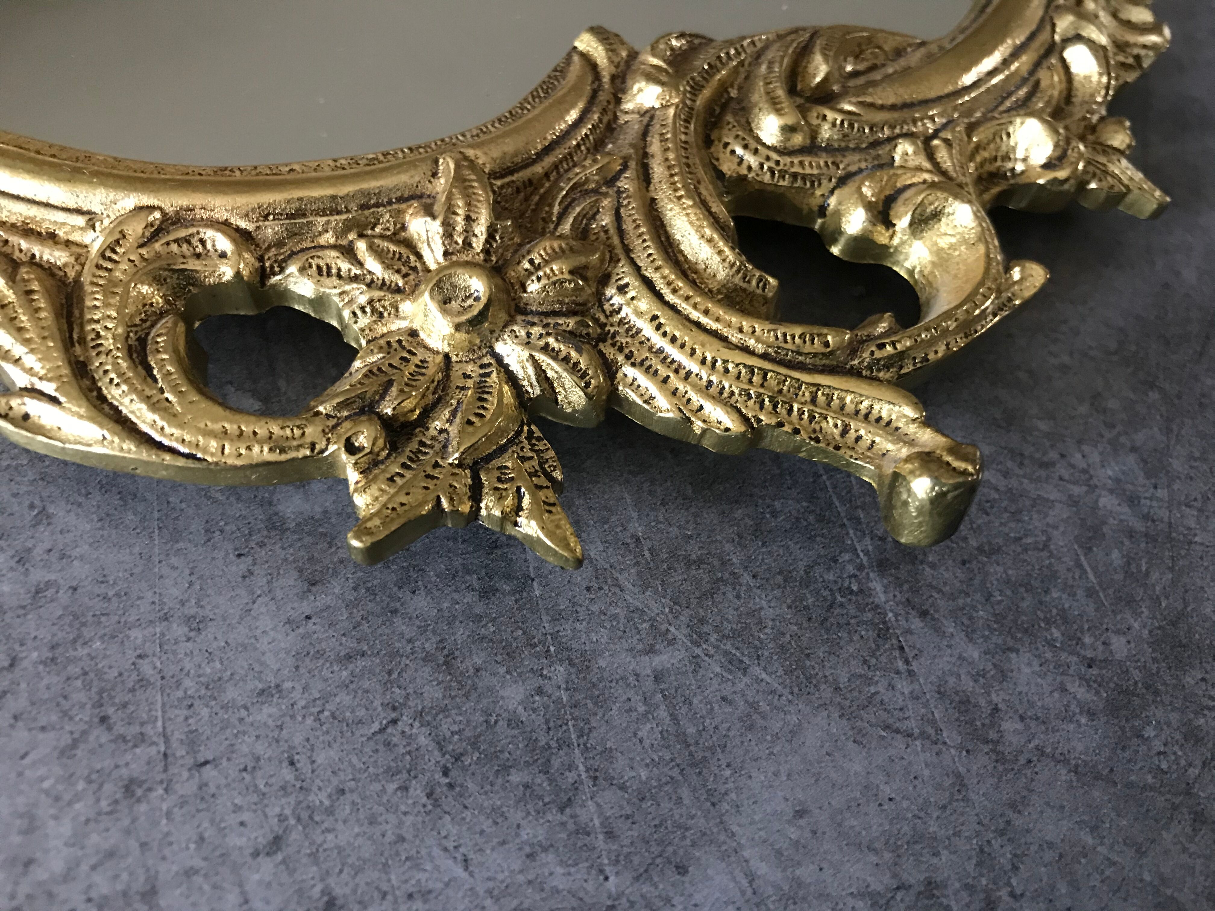 Miroir in bronze gilded style rocaille 68 x 42 cm