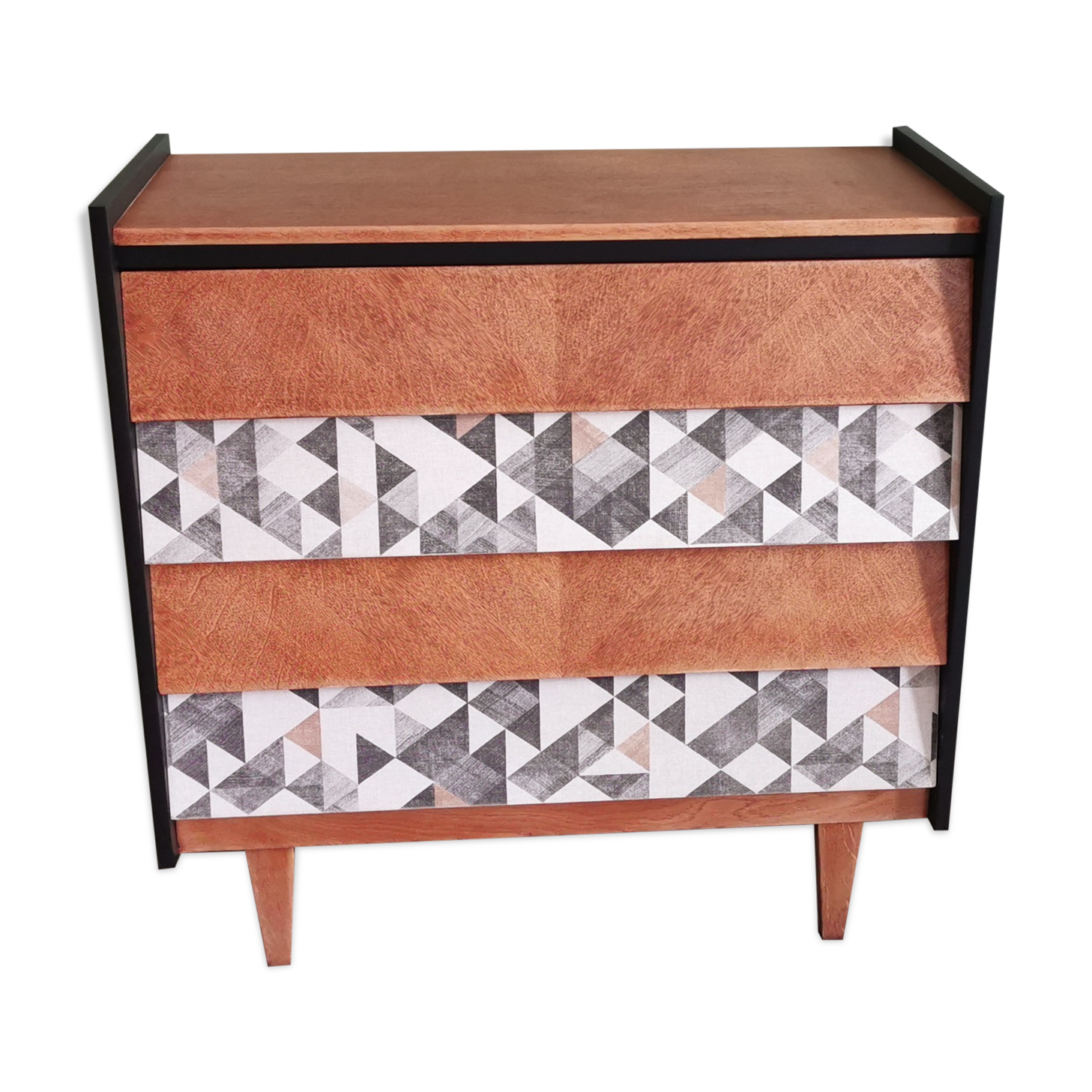 Vintage chest of drawers