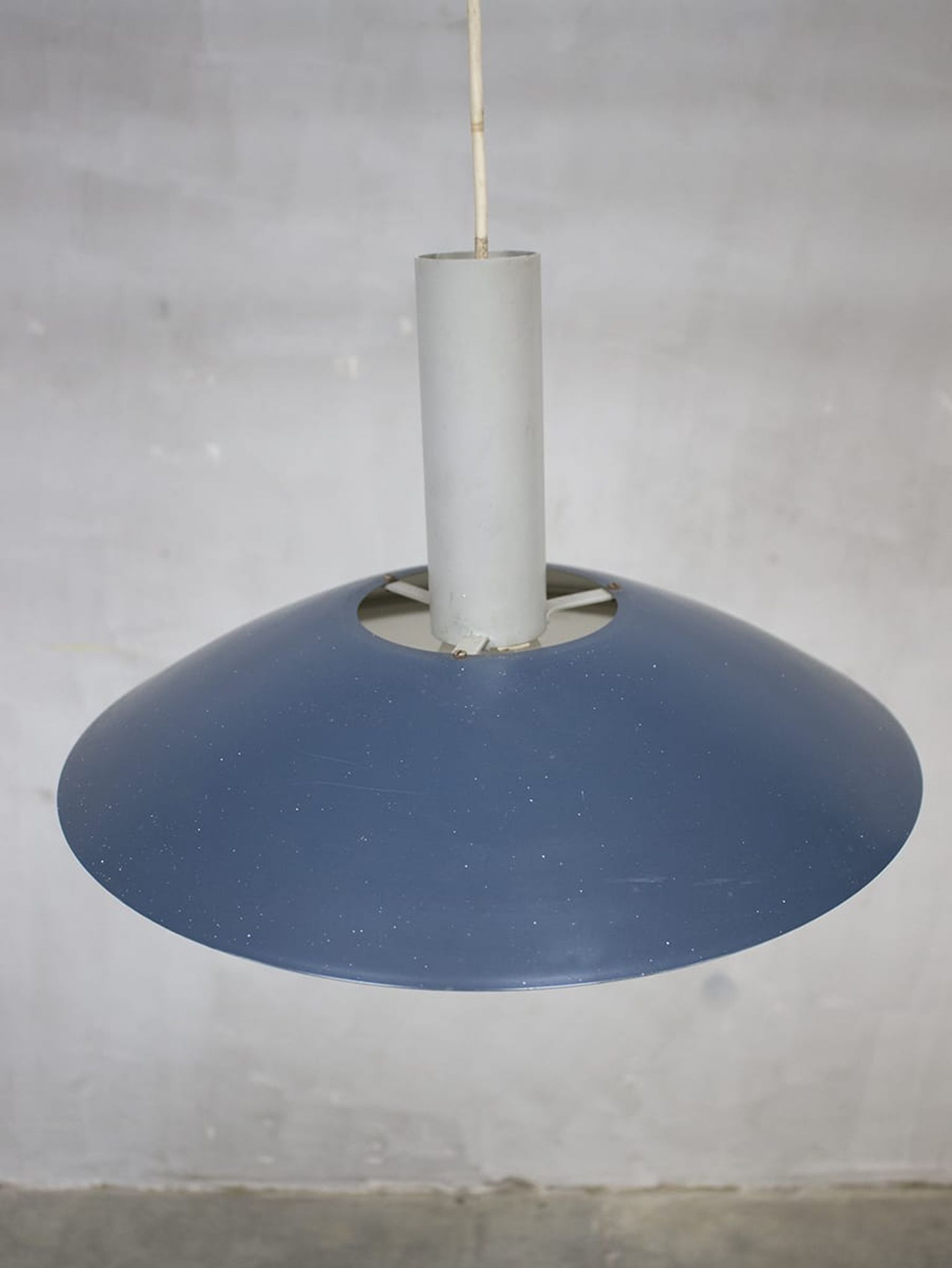 Louis Kalff suspension metal