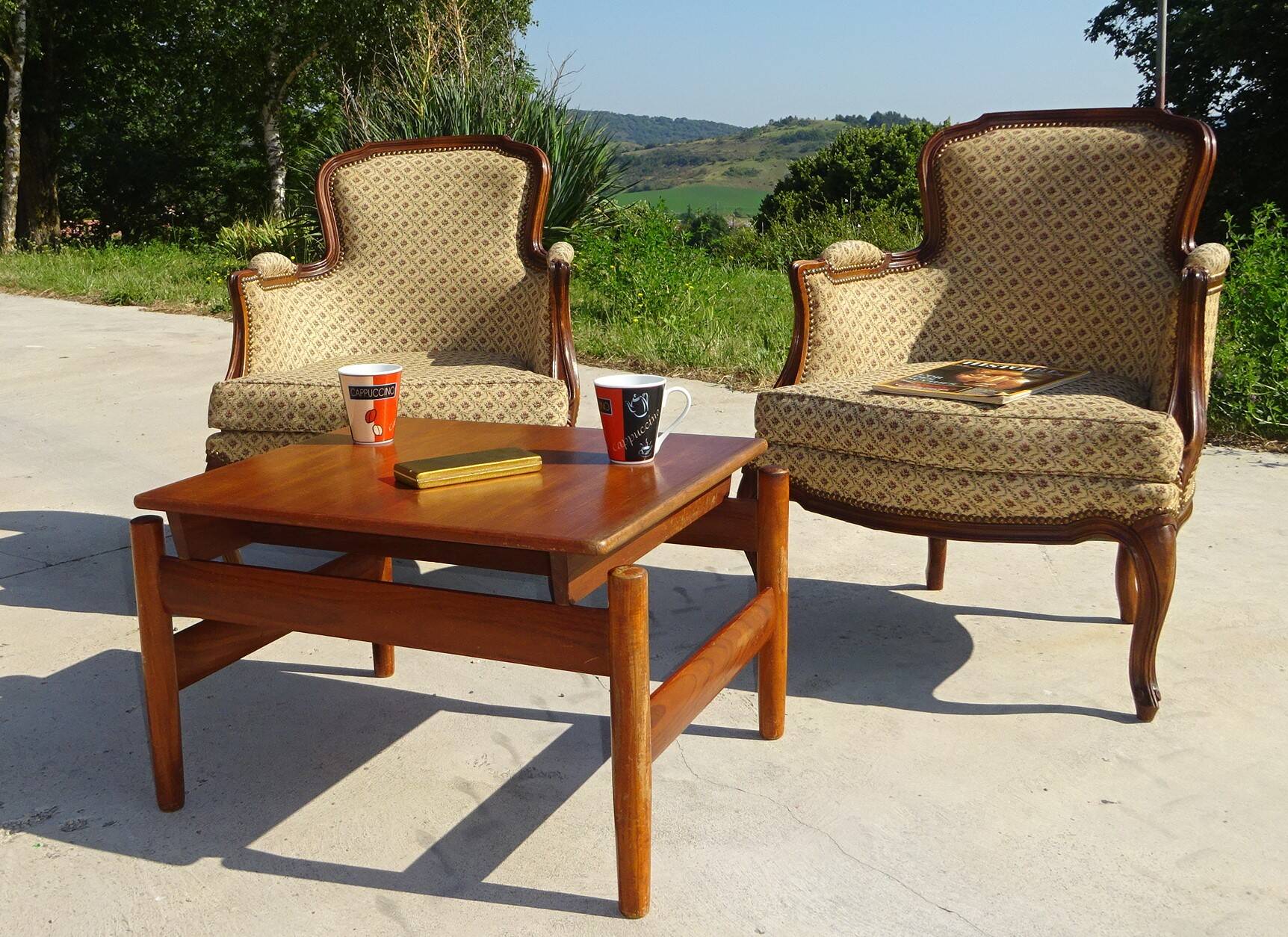 Bergère armchair in walnut and upholstered fabrics, set of 2