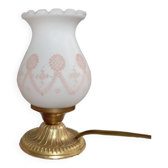 Lampe de chevet tulipe opaline blanche et rose, style roccoco belle epoque