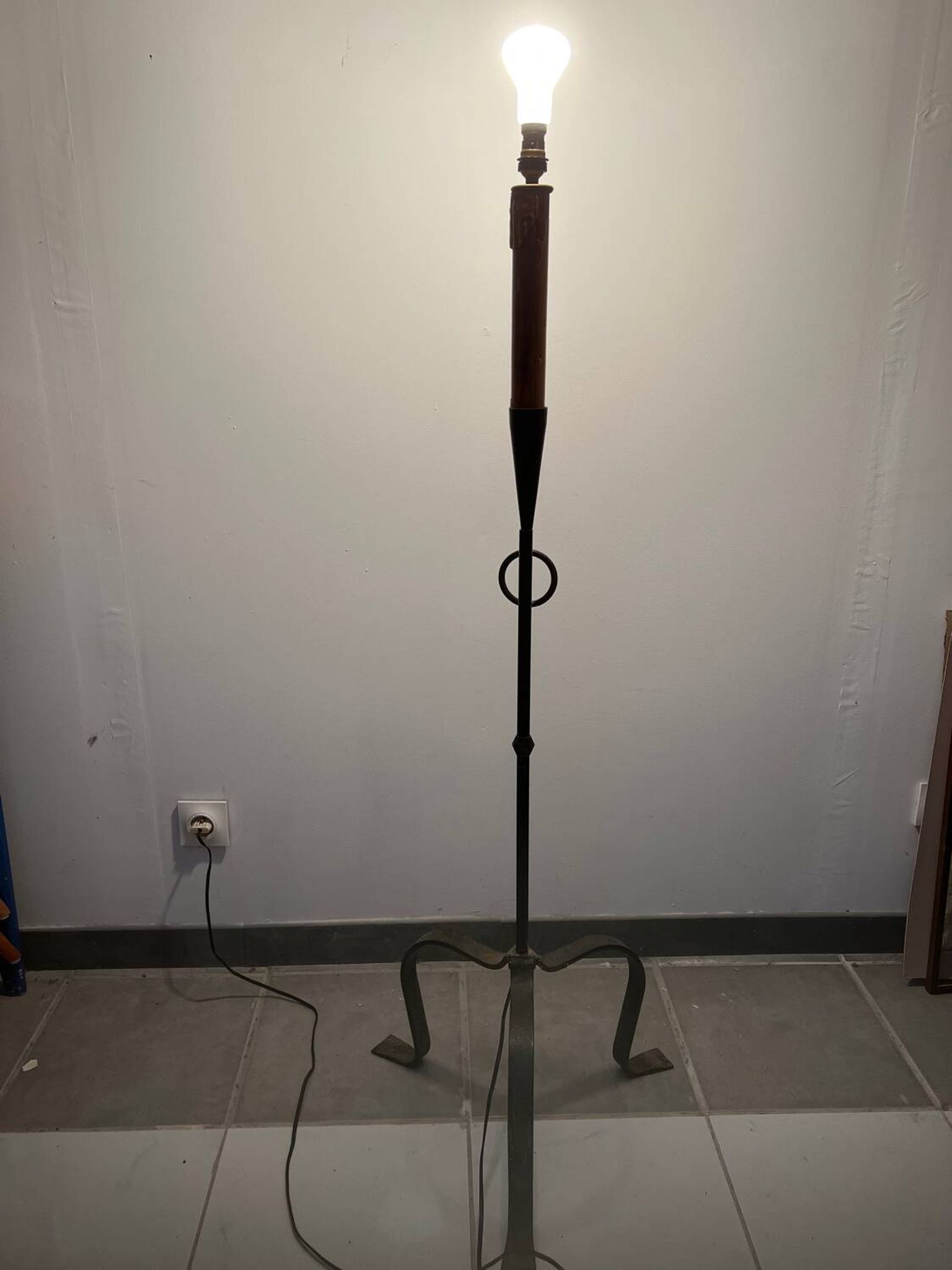 Lampadaire /torchere fer forgé 1950