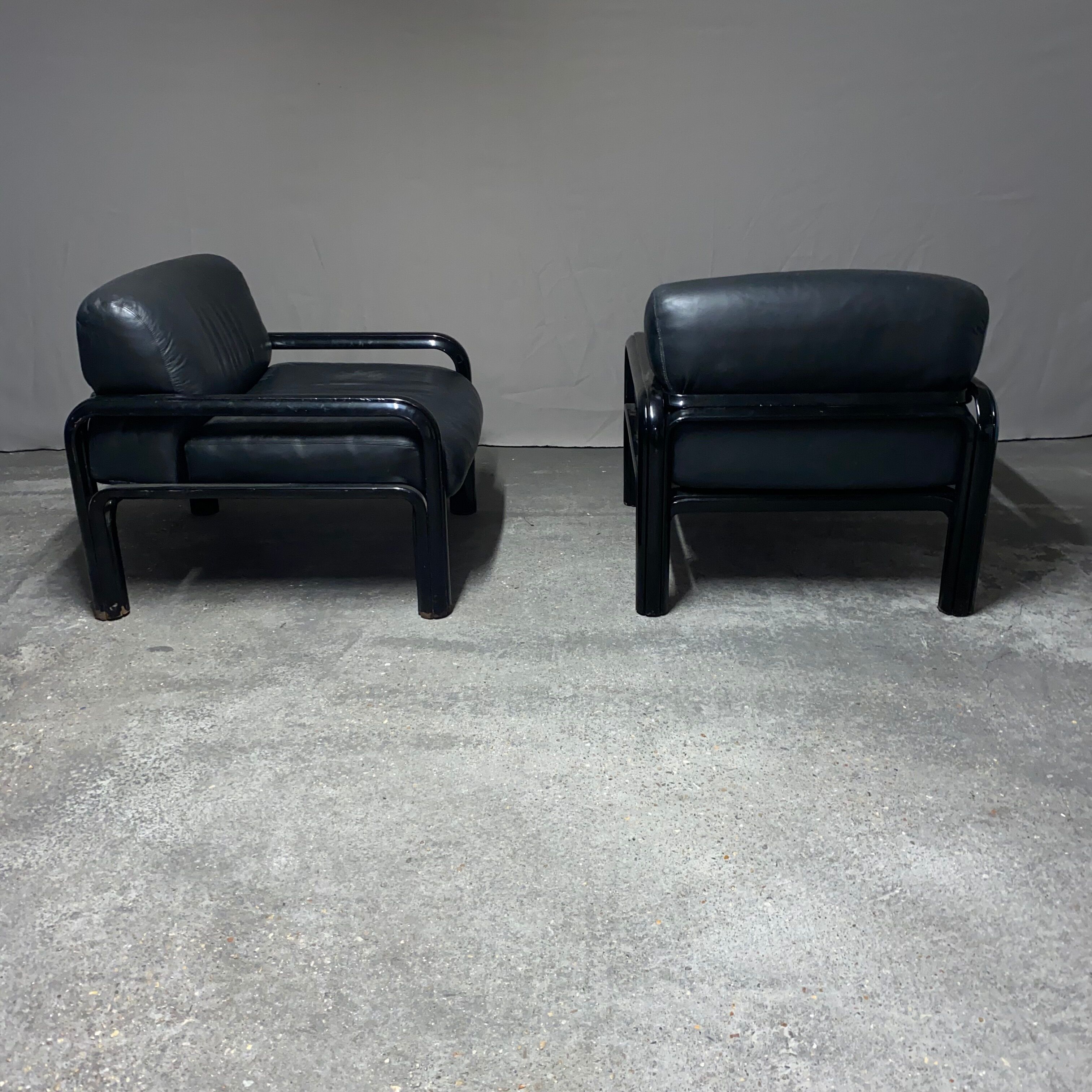 Pair of Gae Aulenti chairs for Knoll International