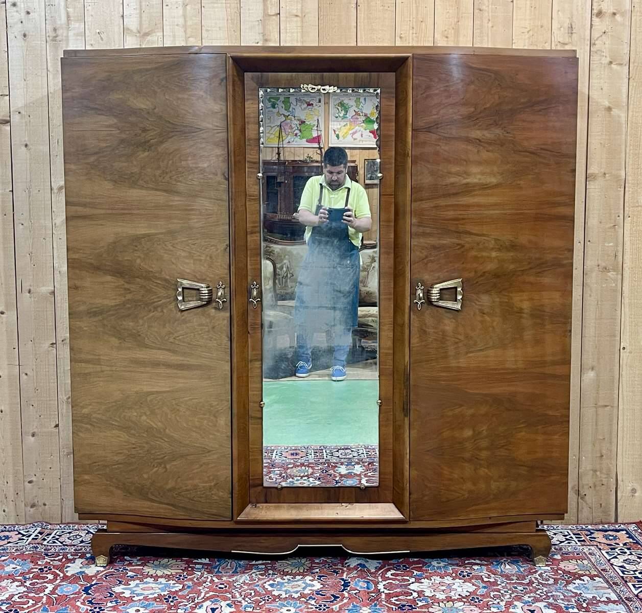 Art Deco 3-door walnut wardrobe - 1930s